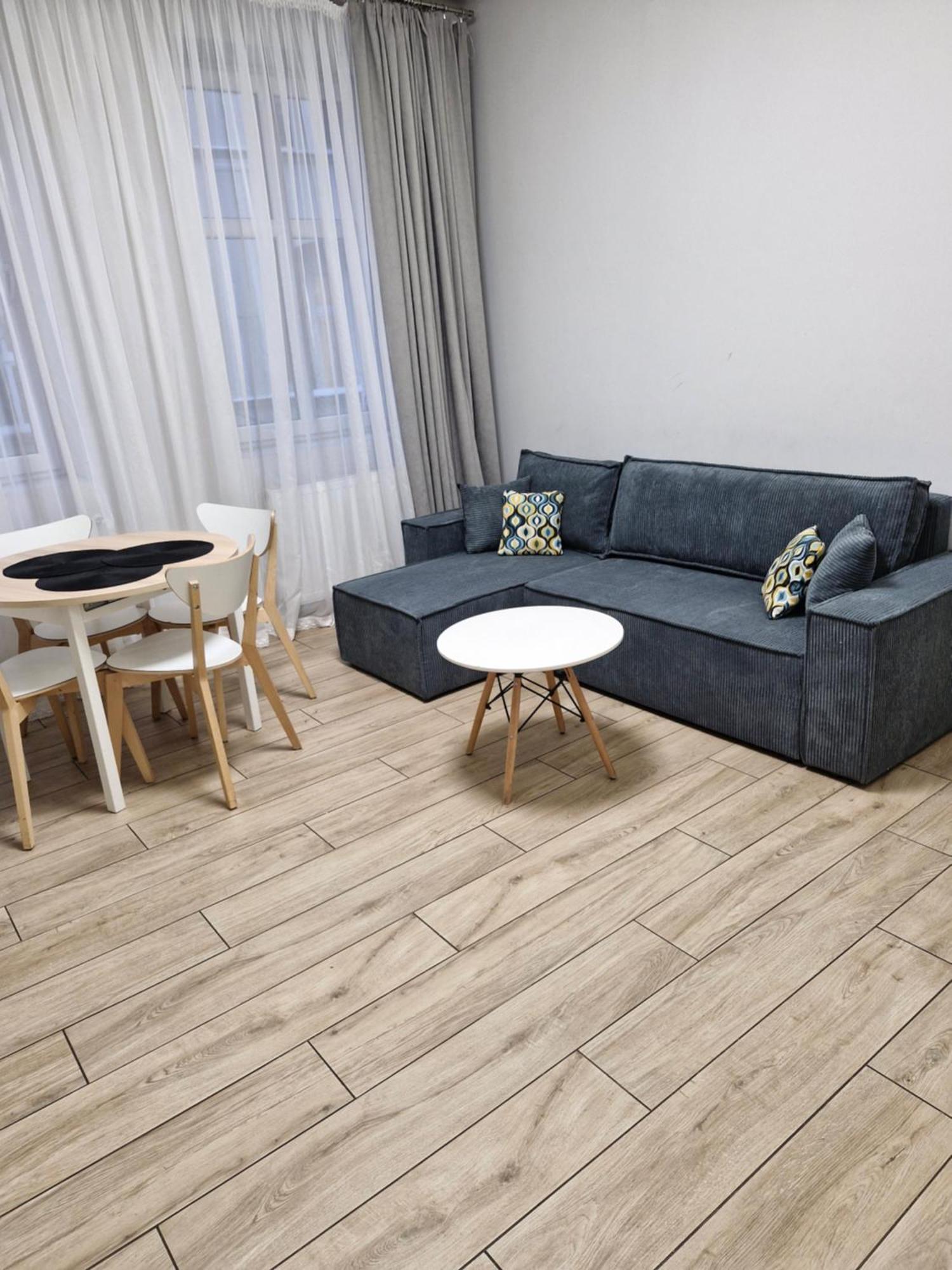 Central Platinum Apartments 7 Рыбник Экстерьер фото